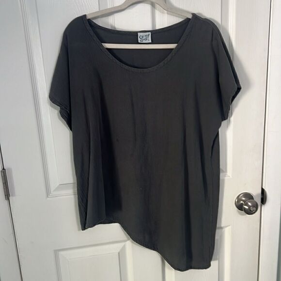 Oh my gauze! 100% cotton Asymmetrical Top with Crewneck in stone size 2 (8-10) - Picture 2 of 7